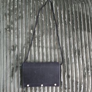 Vintage Black Ribbed Crossbody Clutch with Silver Studs